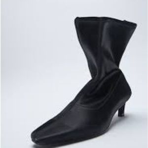 Zara NWT size 6 women